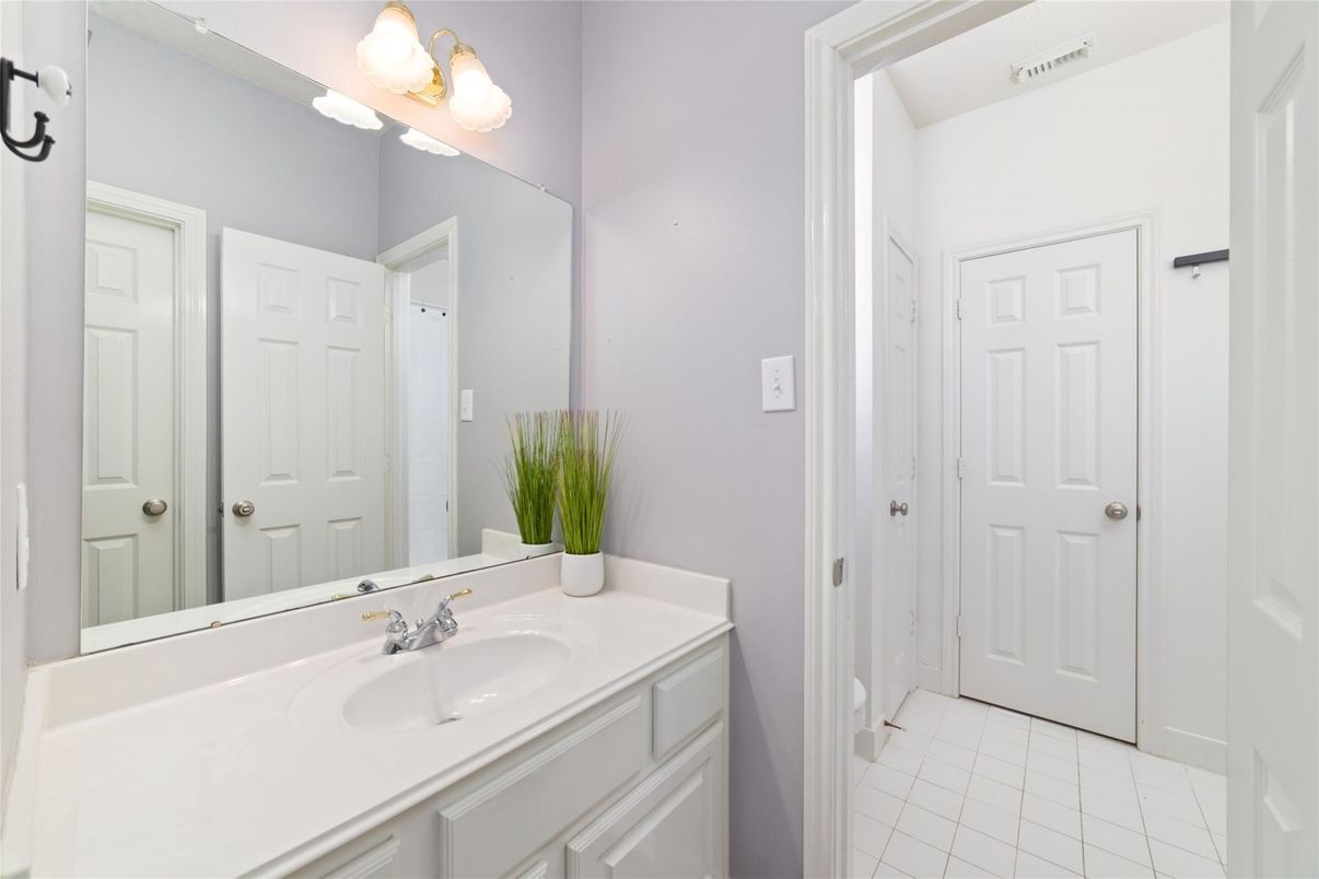 Bathroom, Interior