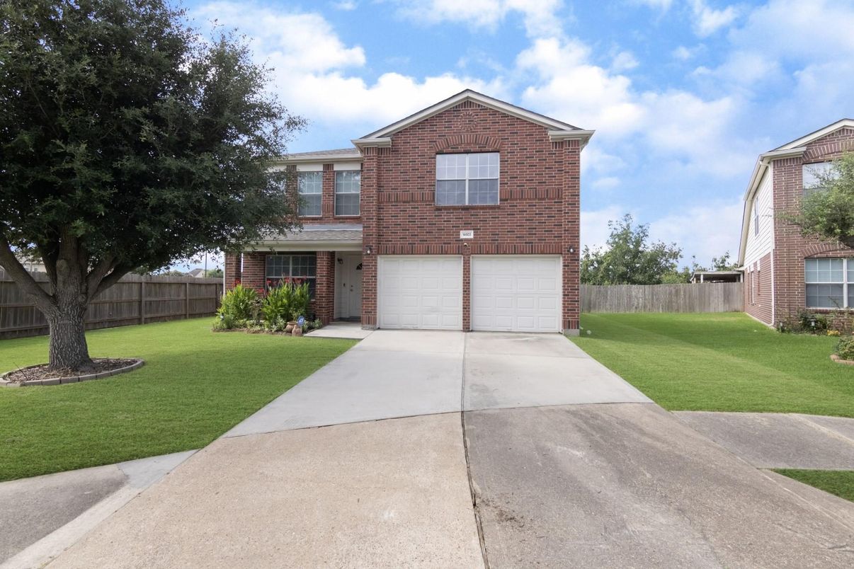 Attached, Exterior, Facade, Brick Facade, Brick Traditional