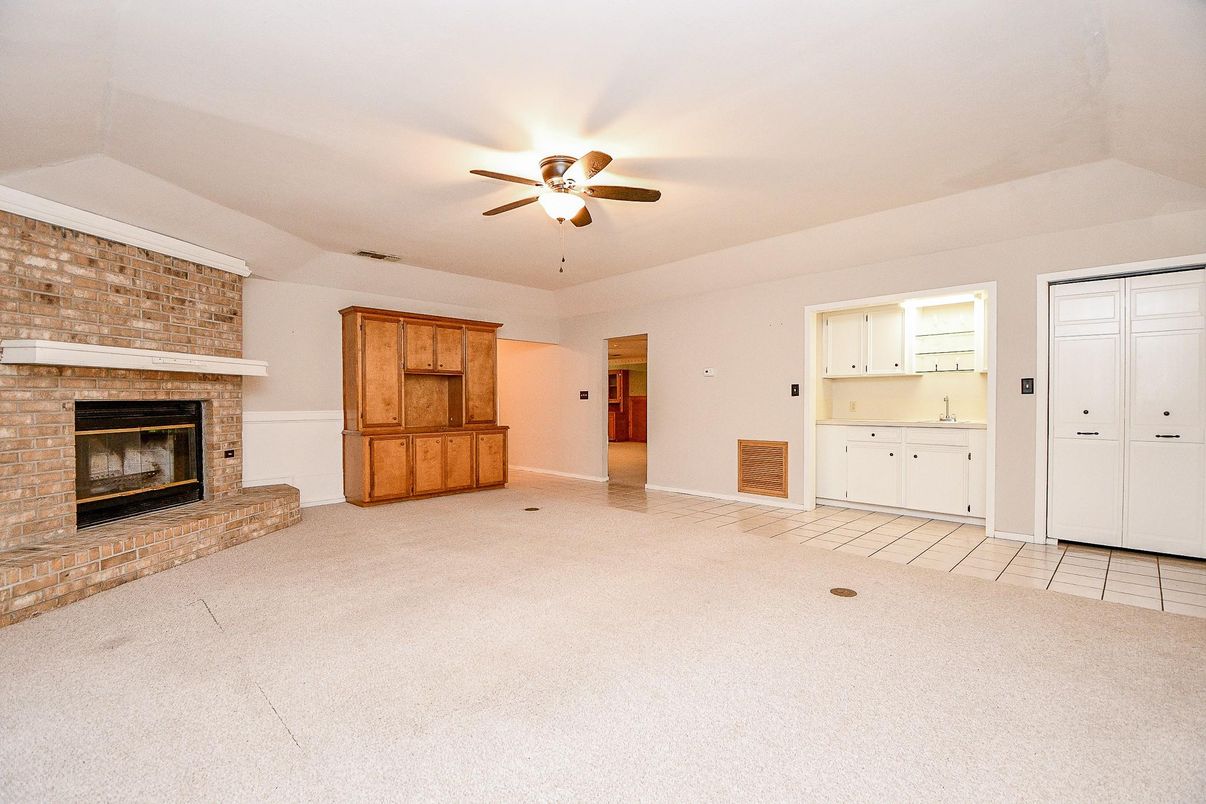 Empty room, Fireplace, Interior, Stone Walls