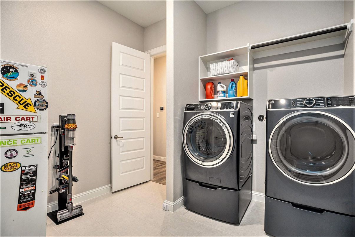 Interior, Washer