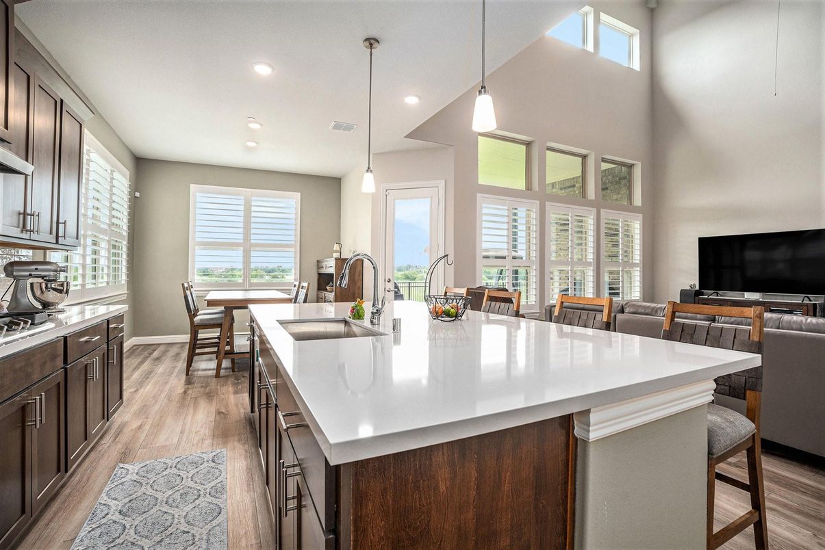 Dining room, Interior, Kitchen, Pendant Lights, Recessed Lighting, Wood Texture Flooring