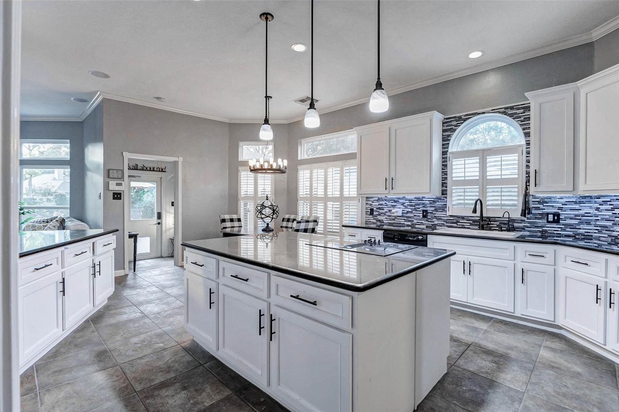Interior, Kitchen, Pendant Lights, Recessed Lighting