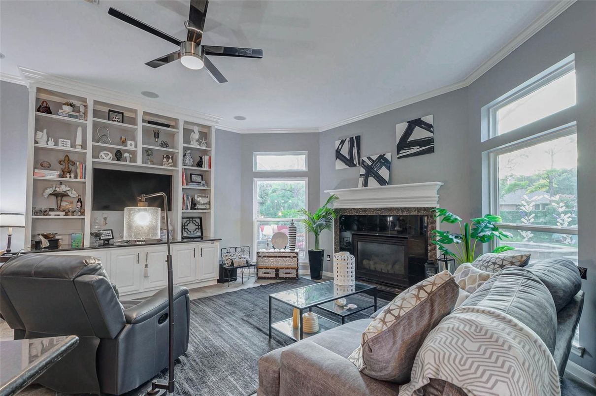 Fireplace, Interior, Living room