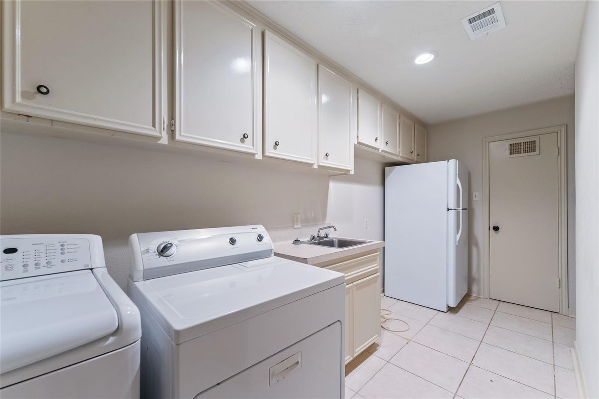 Interior, Recessed Lighting, Washer