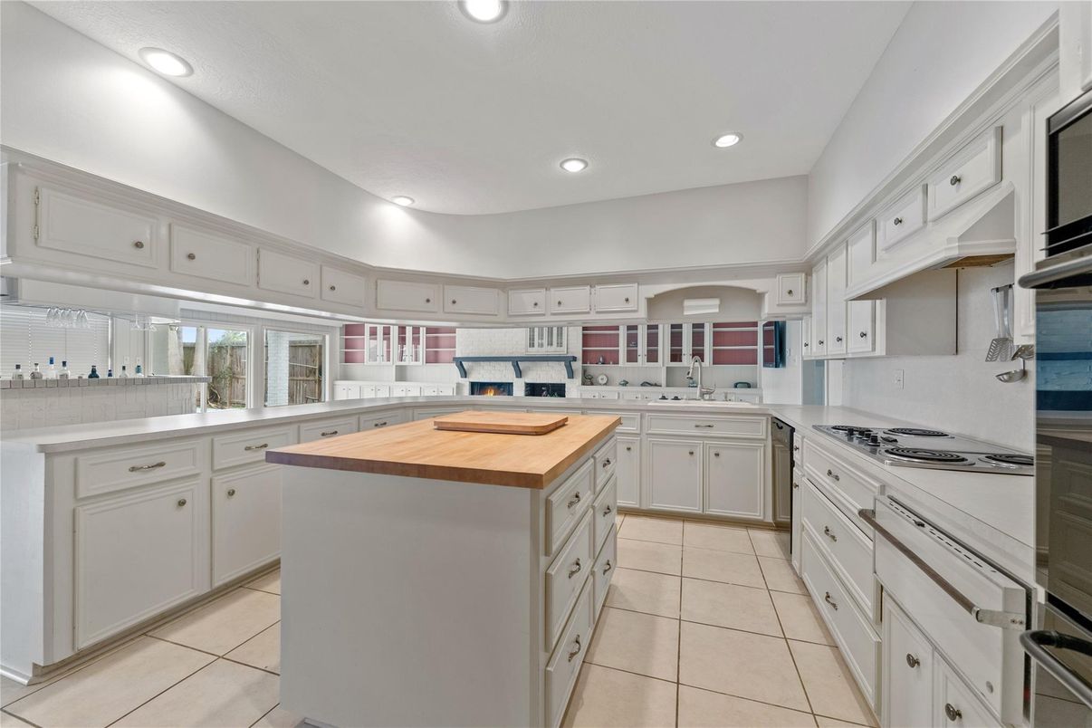 Interior, Kitchen, Recessed Lighting