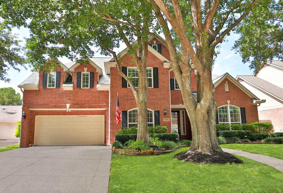 Attached, Exterior, Facade, Brick Facade, Brick Traditional
