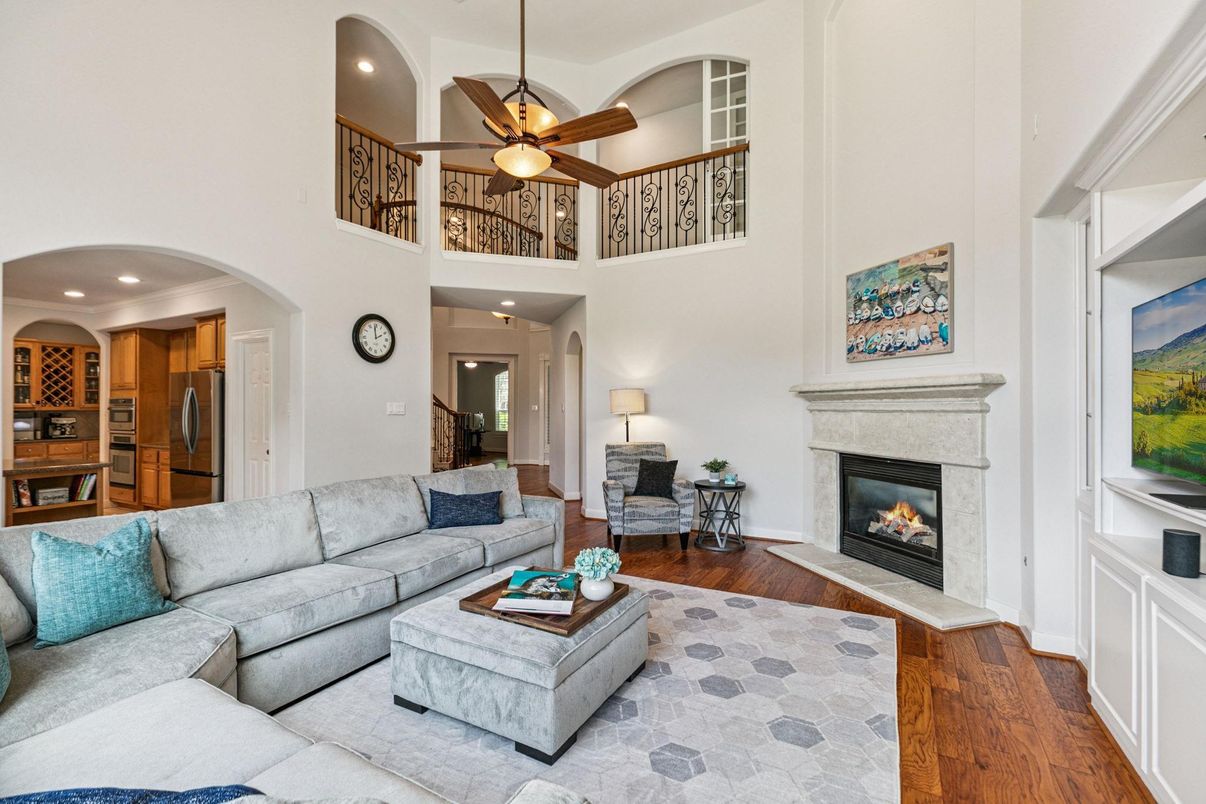 Fireplace, Interior, Kitchen, Living room, Recessed Lighting, Wood Texture Flooring