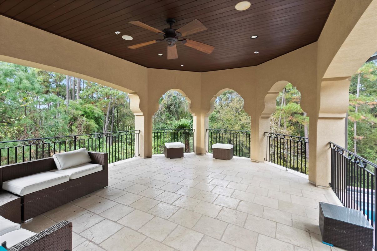 Exterior, Recessed Lighting