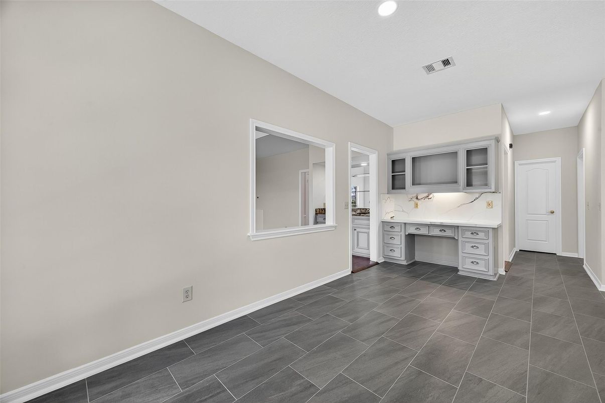 Interior, Recessed Lighting
