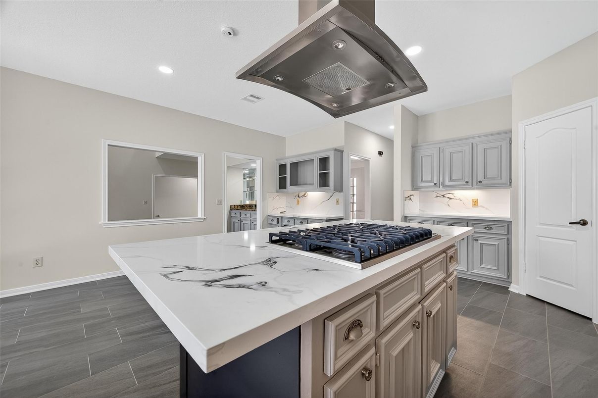 Interior, Kitchen, Recessed Lighting