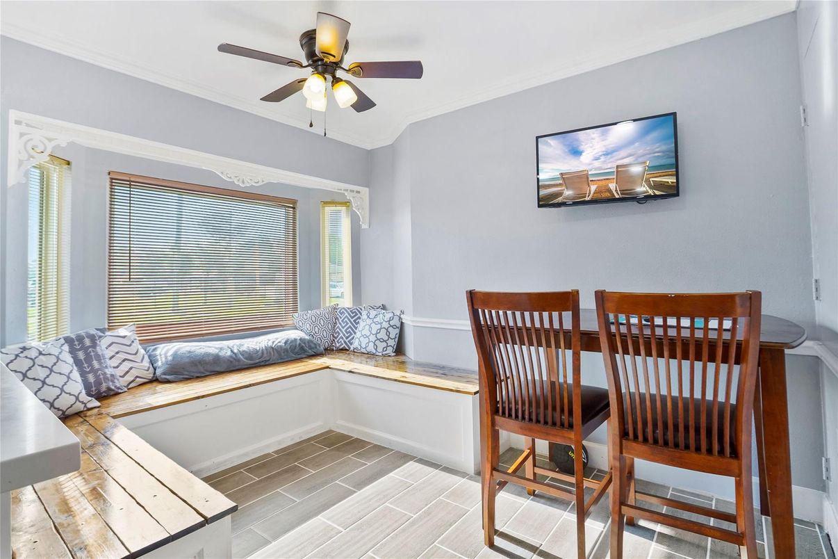 Dining room, Interior, Wood Texture Flooring
