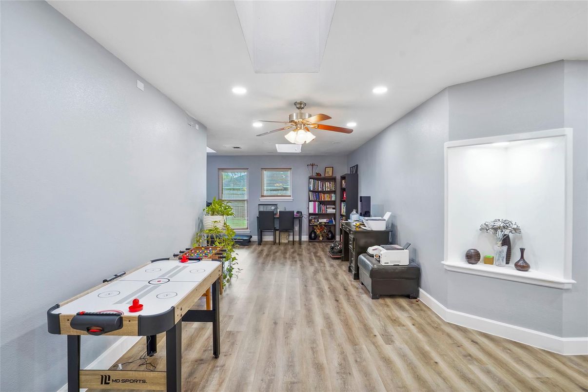 Game Room, Interior, Recessed Lighting, Wood Texture Flooring