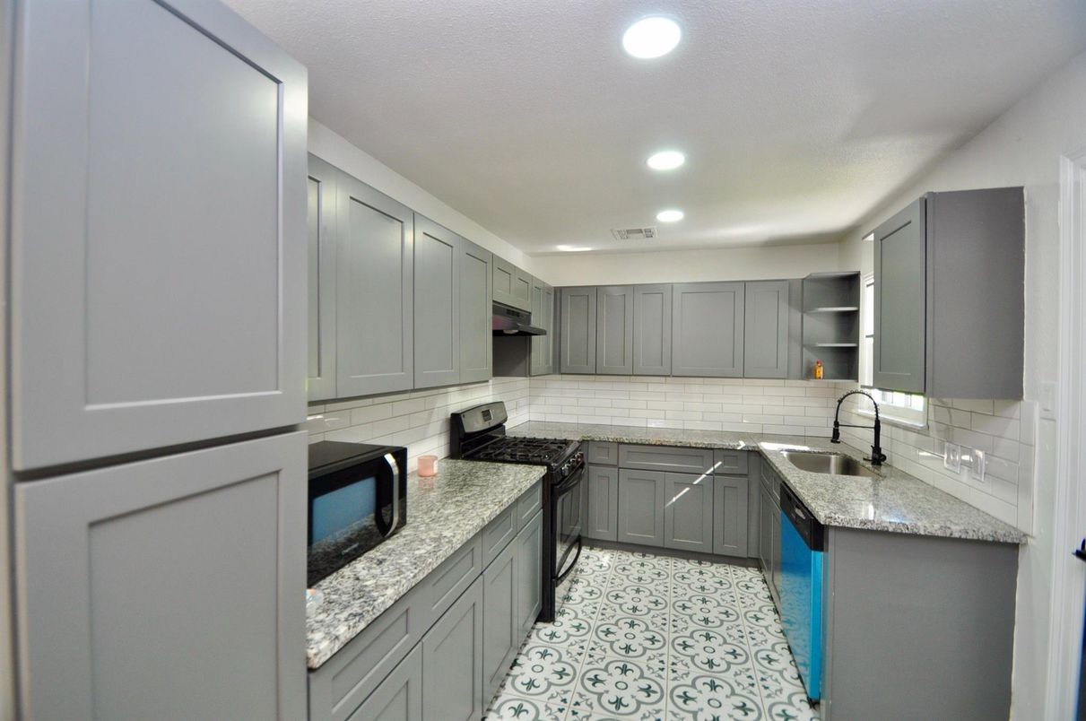 Interior, Kitchen, Recessed Lighting