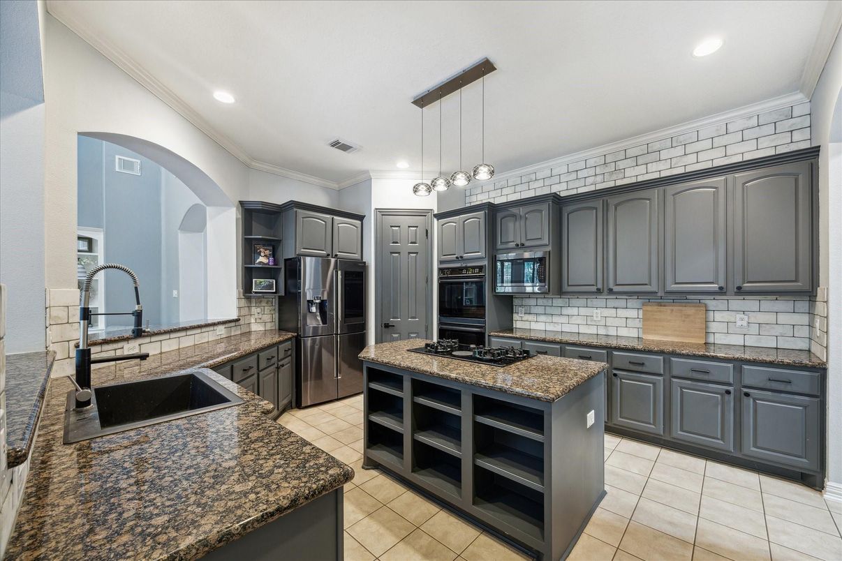 Interior, Kitchen, Pendant Lights, Recessed Lighting