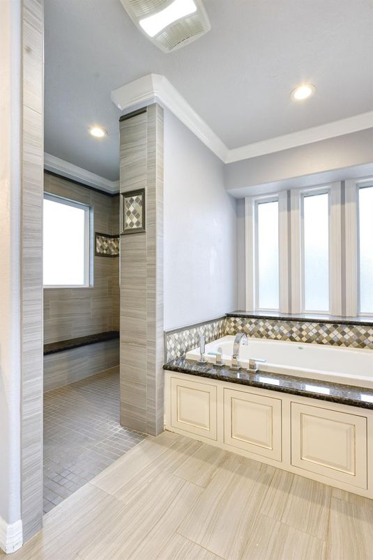 Bathroom, Interior, Recessed Lighting