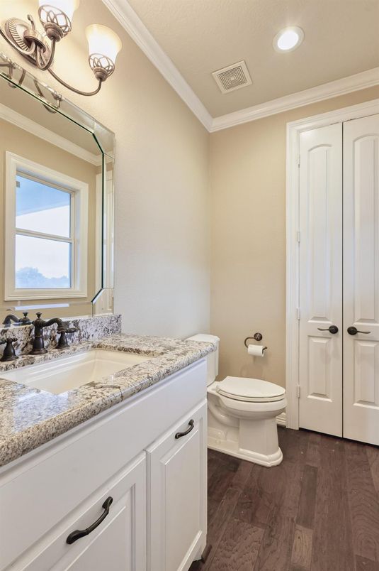 Bathroom, Interior, Recessed Lighting, Wood Texture Flooring
