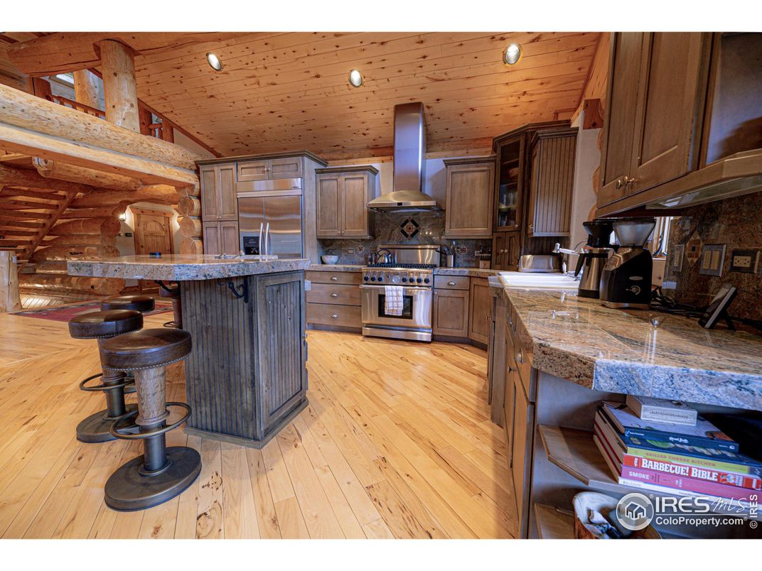 Interior, Kitchen, Recessed Lighting, Stainless Steel Appliances, Wooden Beams, Wooden Ceilings, Wood Texture Flooring