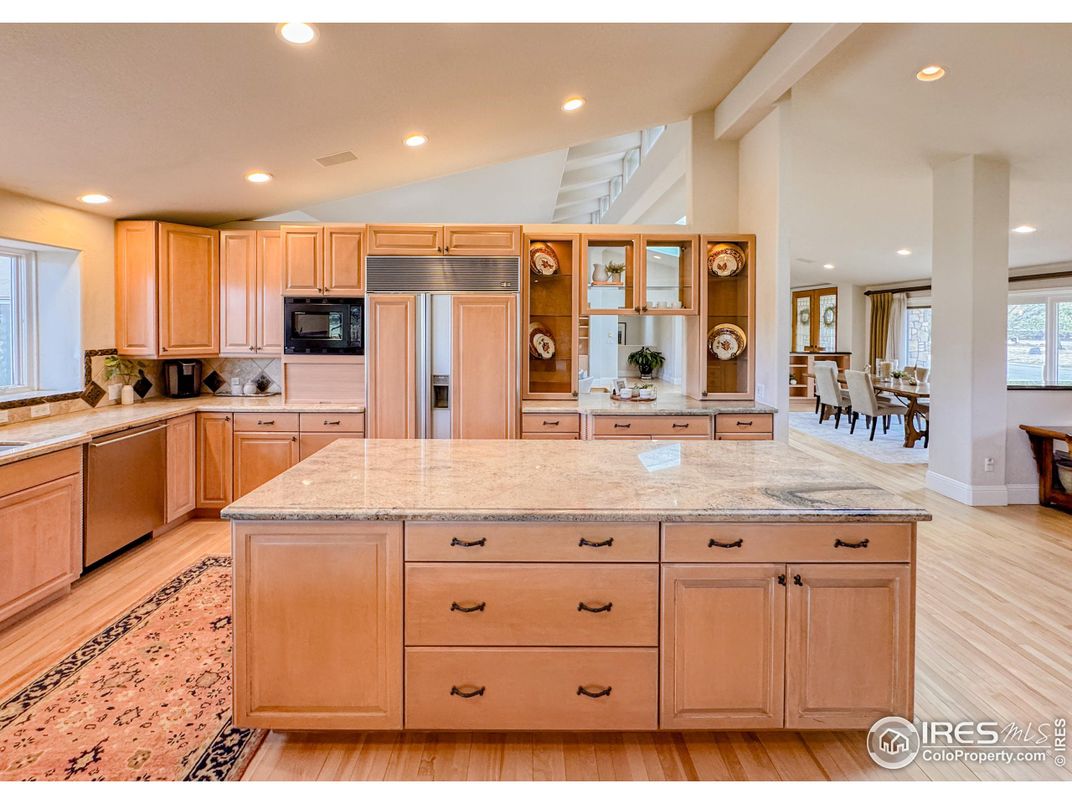 Dining room, Interior, Kitchen, Recessed Lighting, Stainless Steel Appliances, Wood Texture Flooring