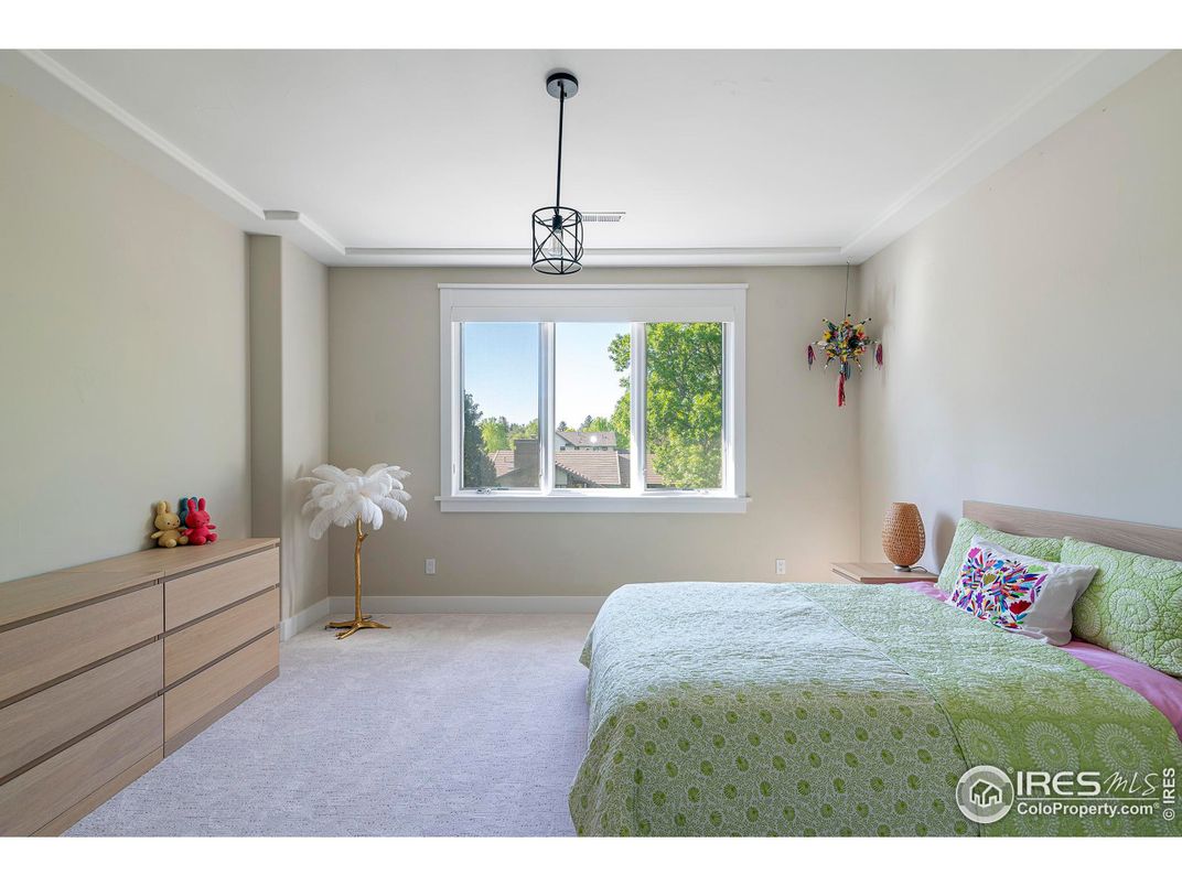 Bedroom, Interior, Pendant Lights