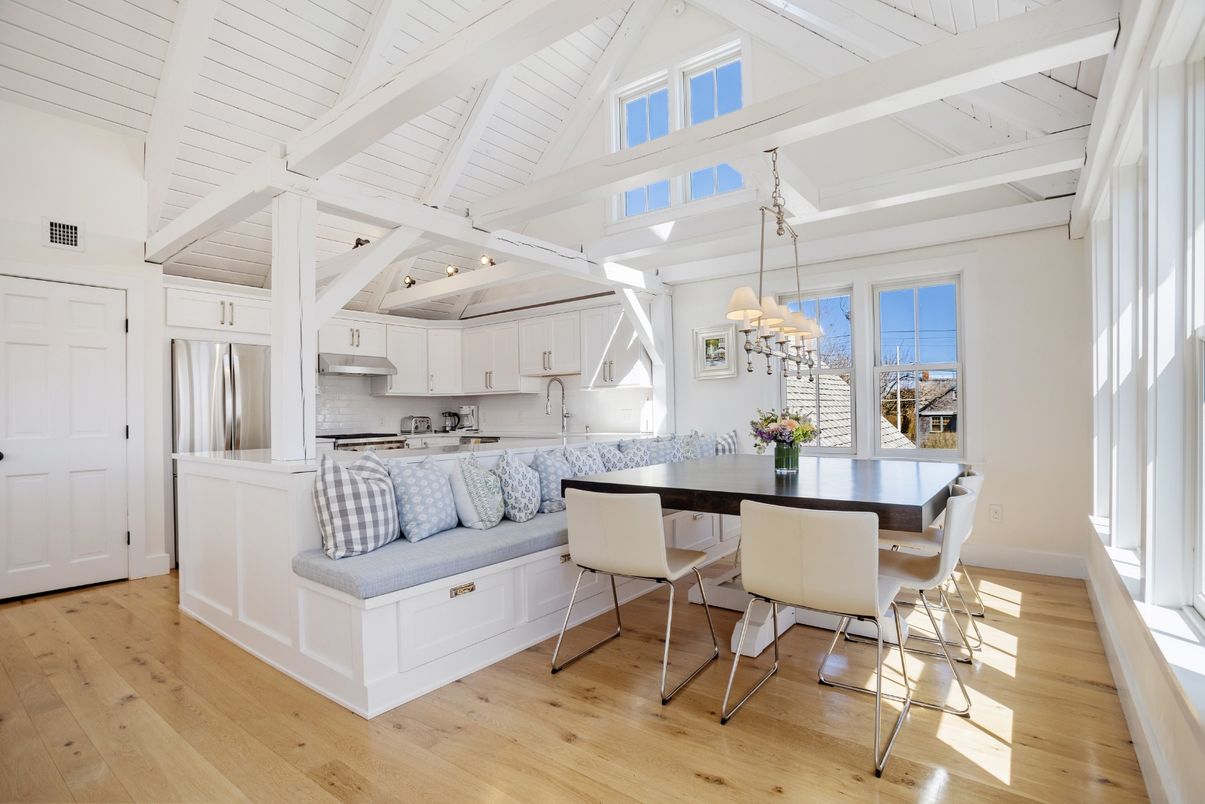Chandelier, Dining room, Interior, Kitchen, Stainless Steel Appliances, Wood Texture Flooring