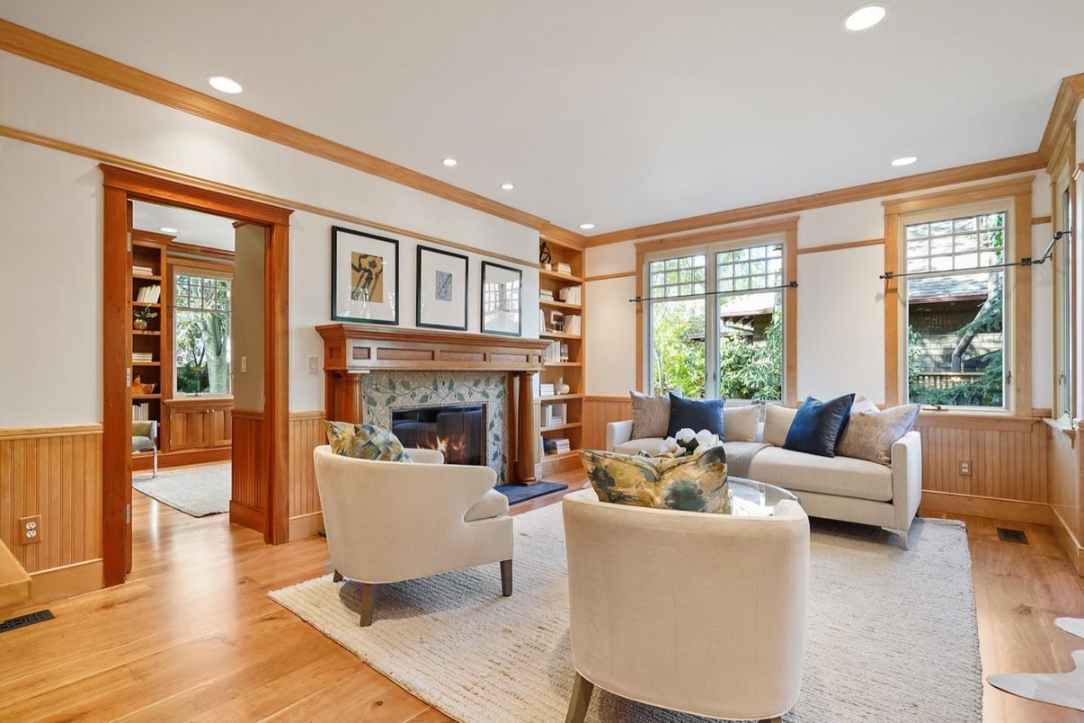 Fireplace, Interior, Living room, Recessed Lighting, Wood Texture Flooring
