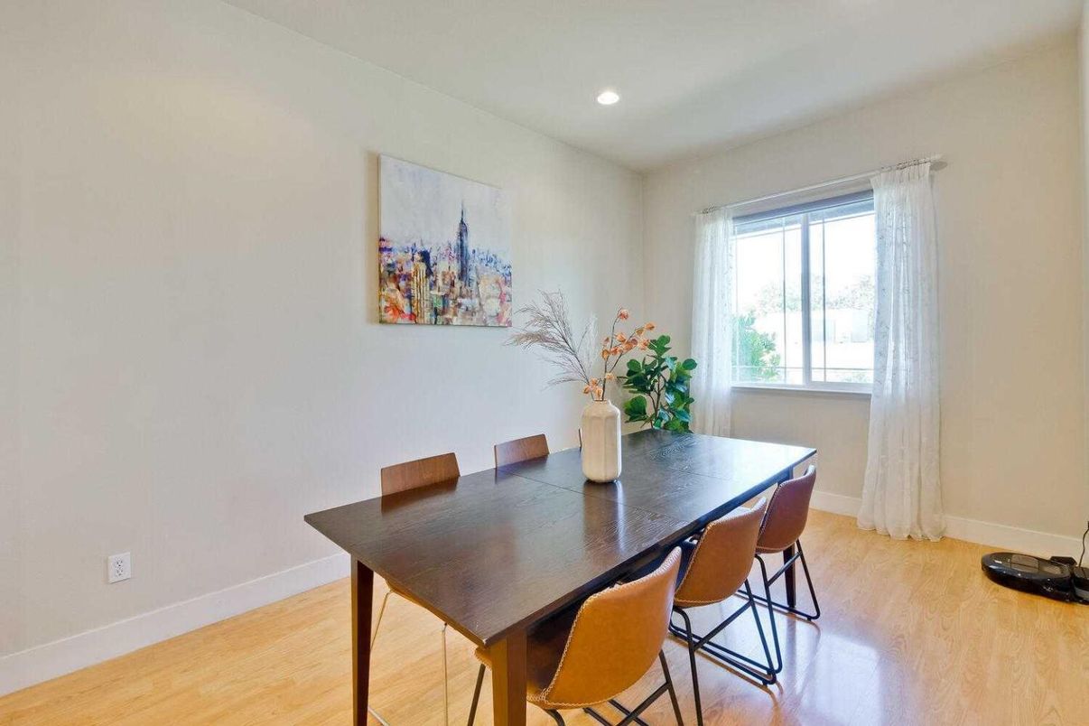Dining room, Interior, Recessed Lighting, Wood Texture Flooring