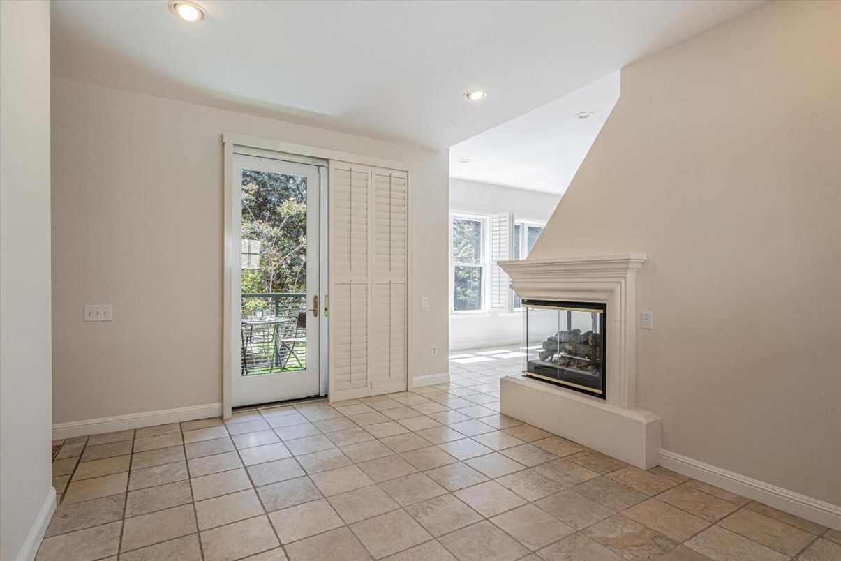Empty room, Fireplace, Interior, Recessed Lighting