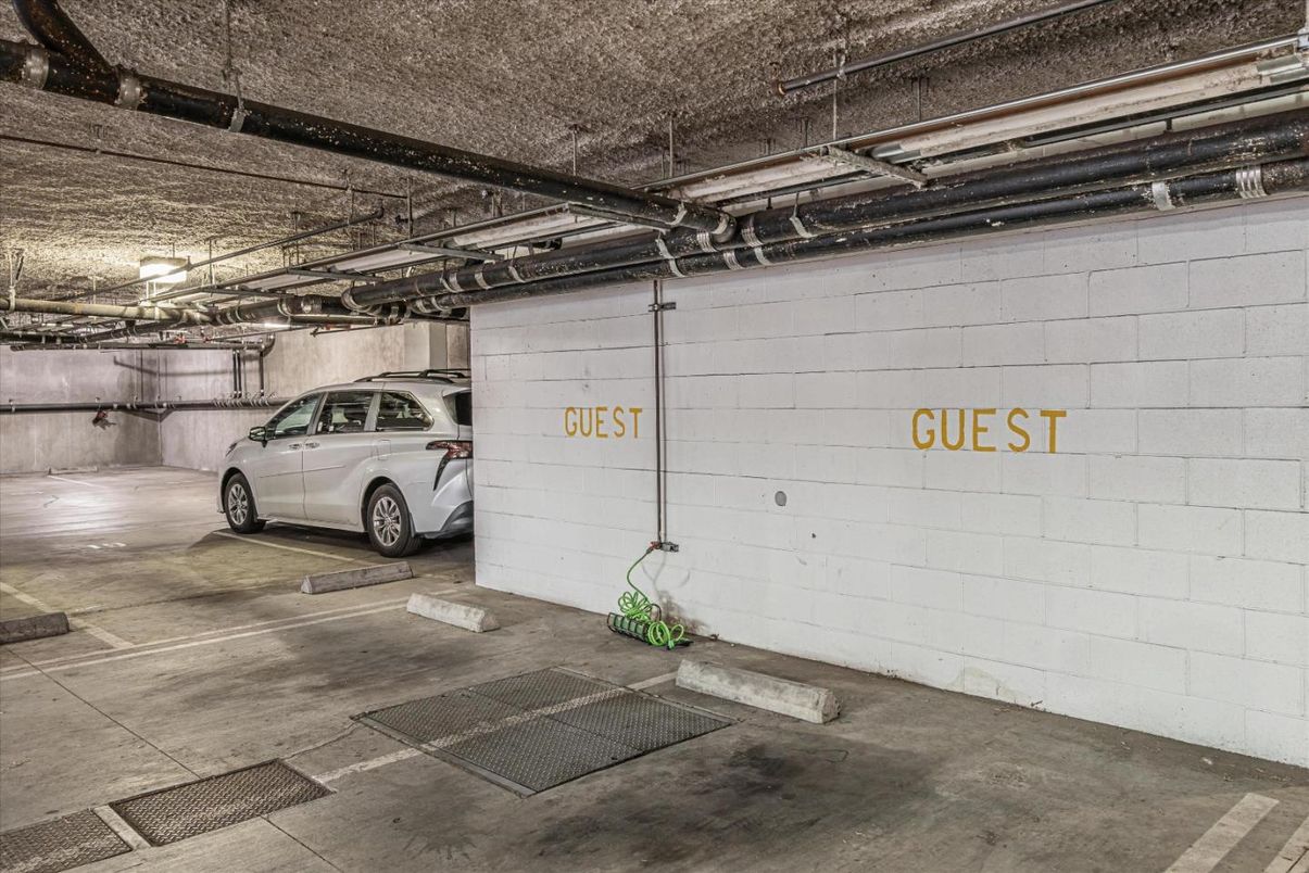 Garage, Interior