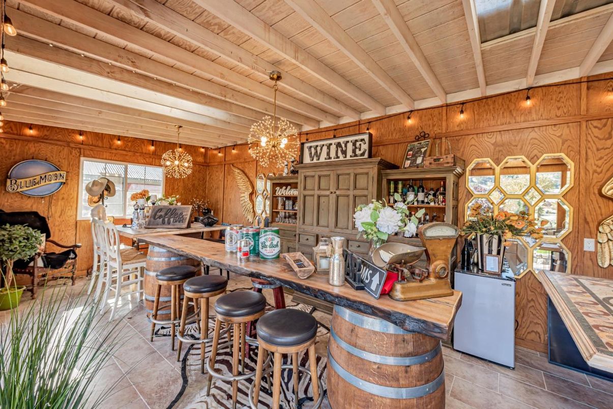 Chandelier, Interior, Pendant Lights, Wooden Ceilings, Wooden Walls
