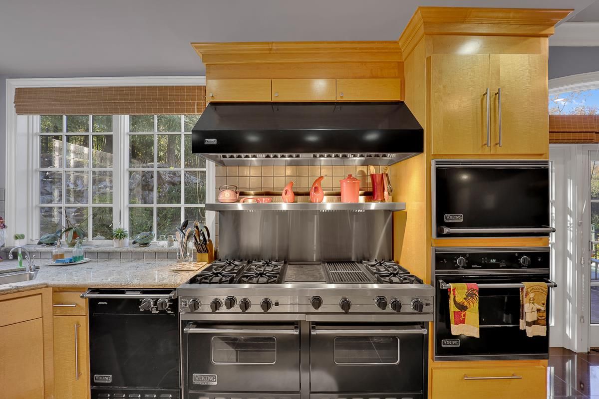 Interior, Kitchen, Stainless Steel Appliances