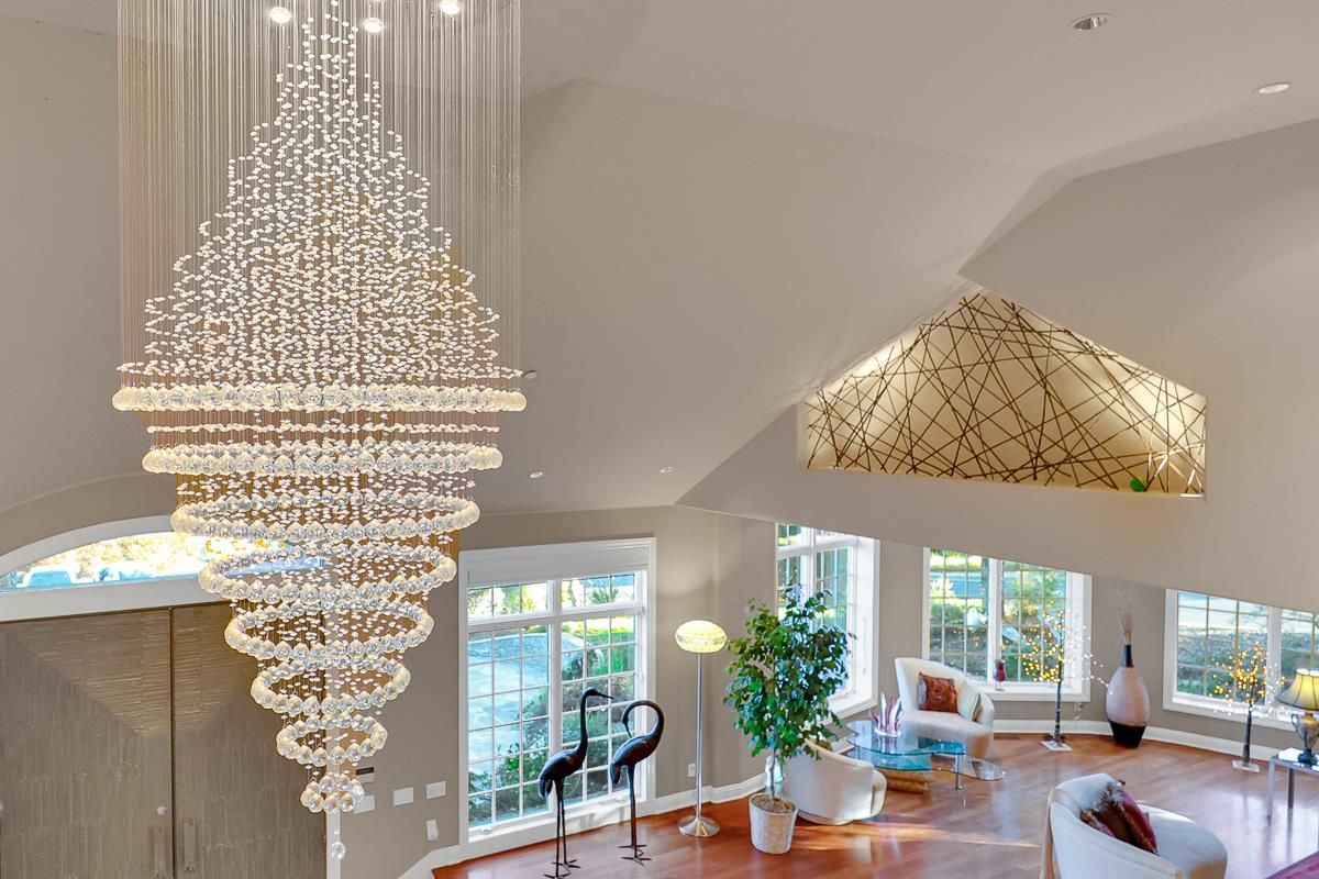 Interior, Pendant Lights, Recessed Lighting, Wood Texture Flooring