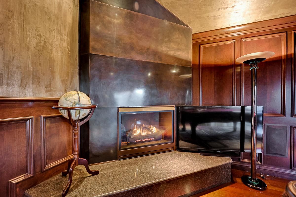 Fireplace, Interior