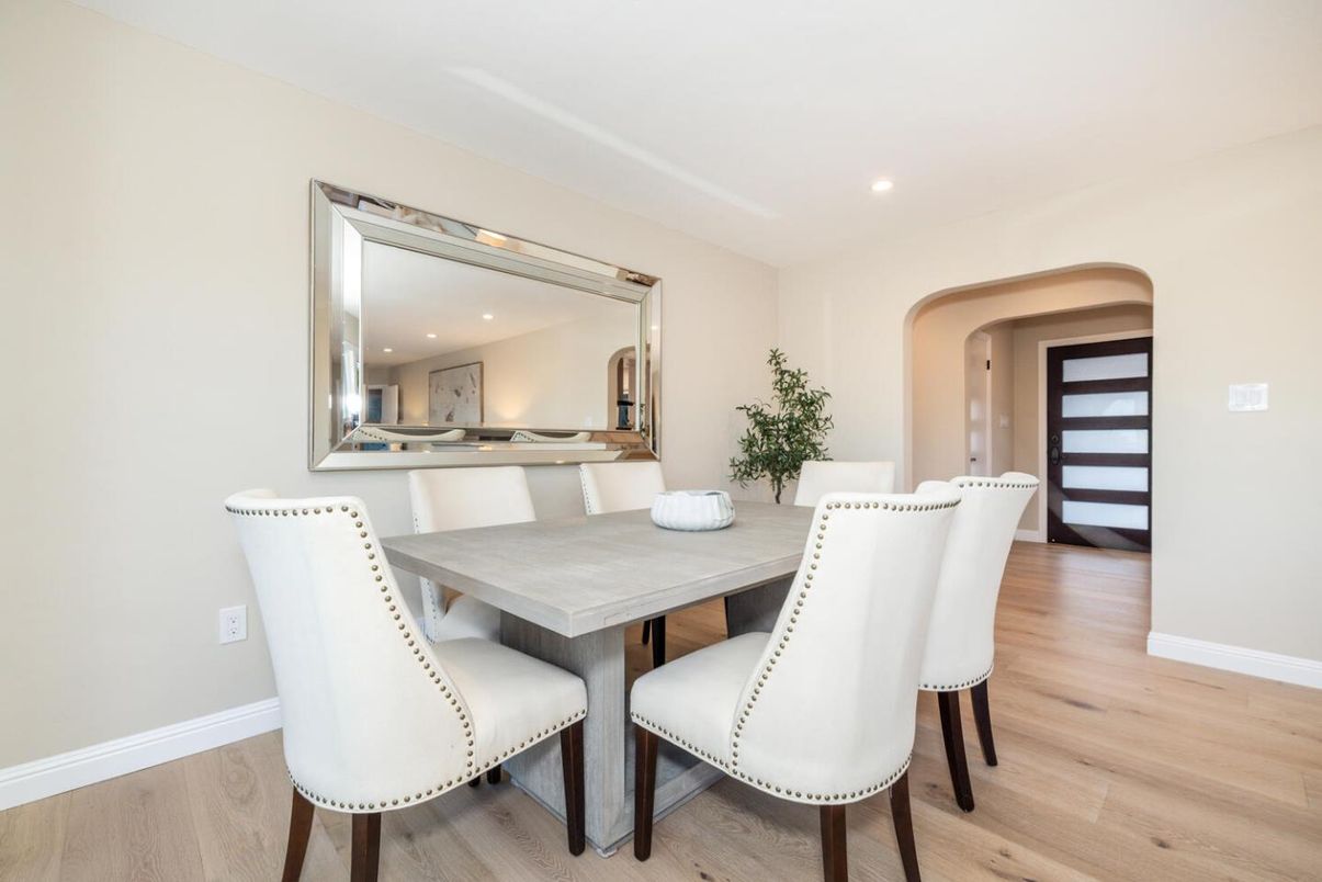 Dining room, Interior, Recessed Lighting, Wood Texture Flooring