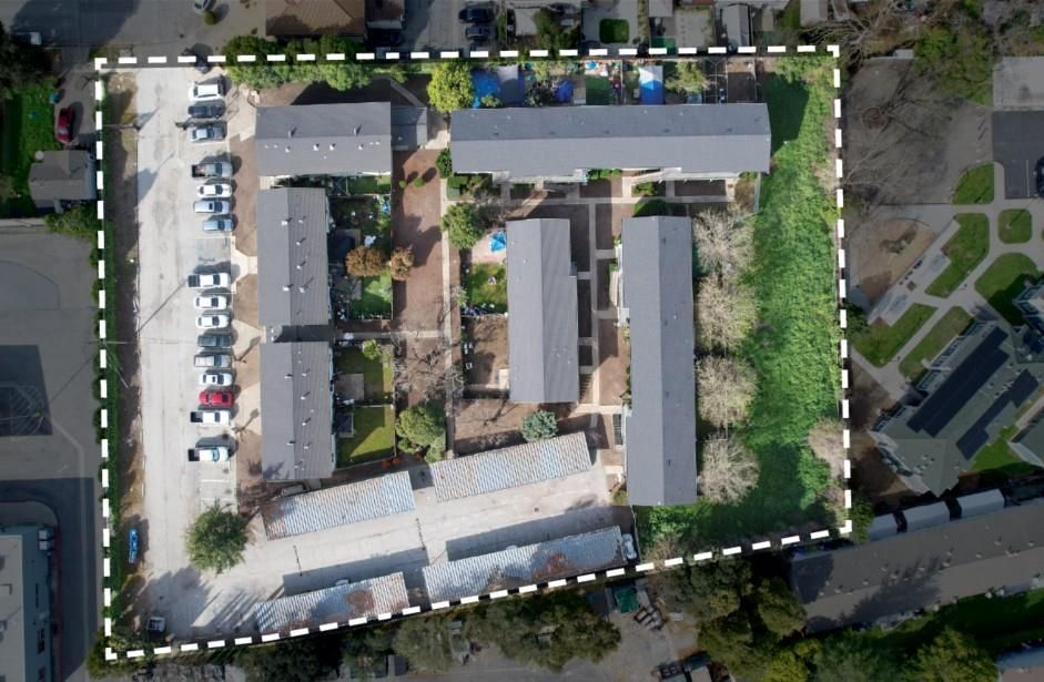 Exterior, Drone