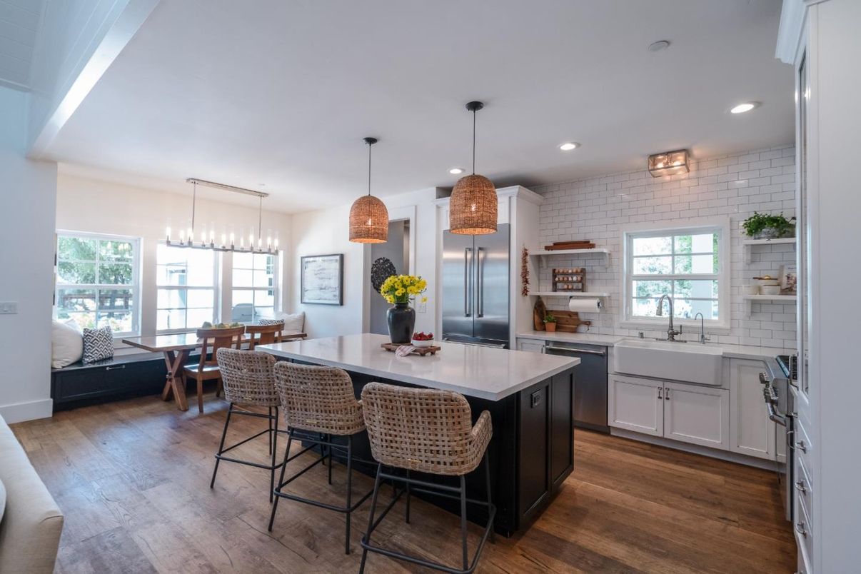 Dining room, Interior, Kitchen, Pendant Lights, Recessed Lighting, Stainless Steel Appliances, Stone Walls, Wood Texture Flooring