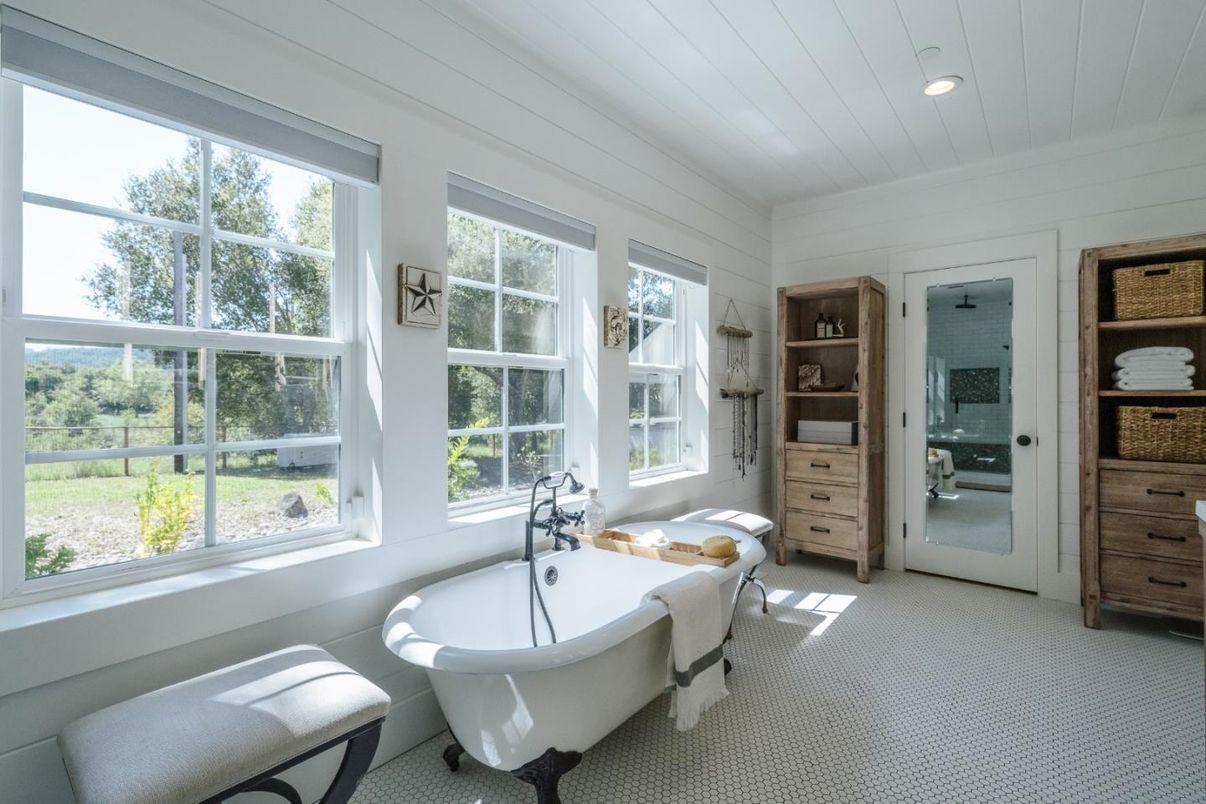 Bathroom, Free Standing Baths, Interior, Recessed Lighting