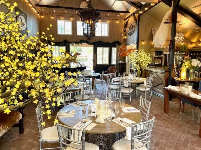 Chandelier, Dining room, Interior, Pendant Lights, Wooden Beams