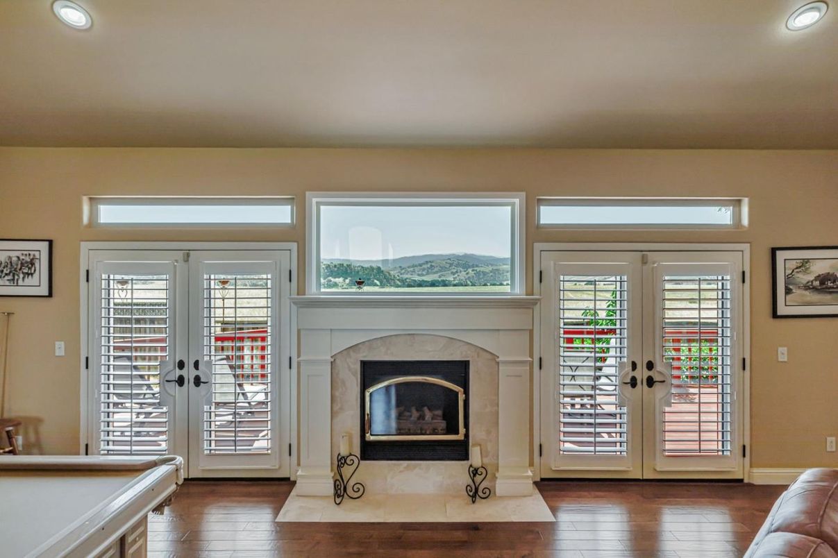 Fireplace, Interior, Recessed Lighting, Wood Texture Flooring