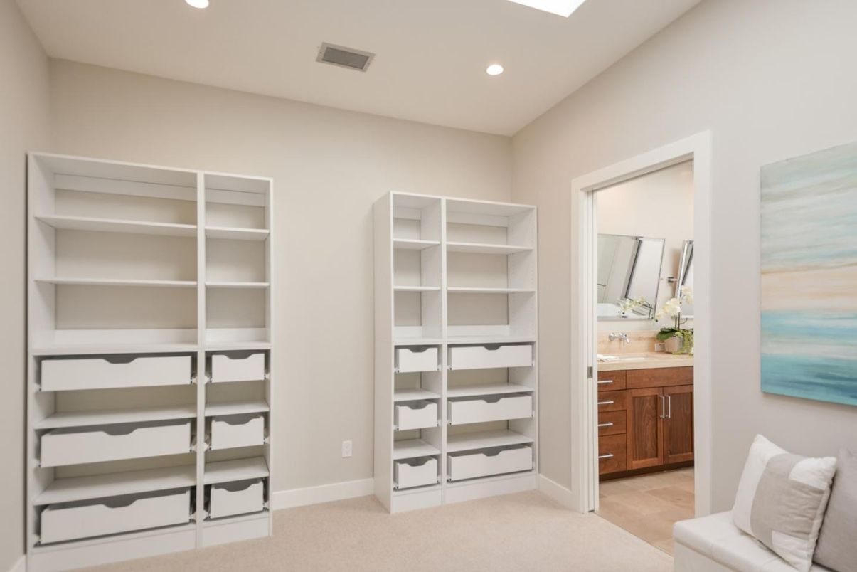 Interior, Recessed Lighting, Walk-in Closets