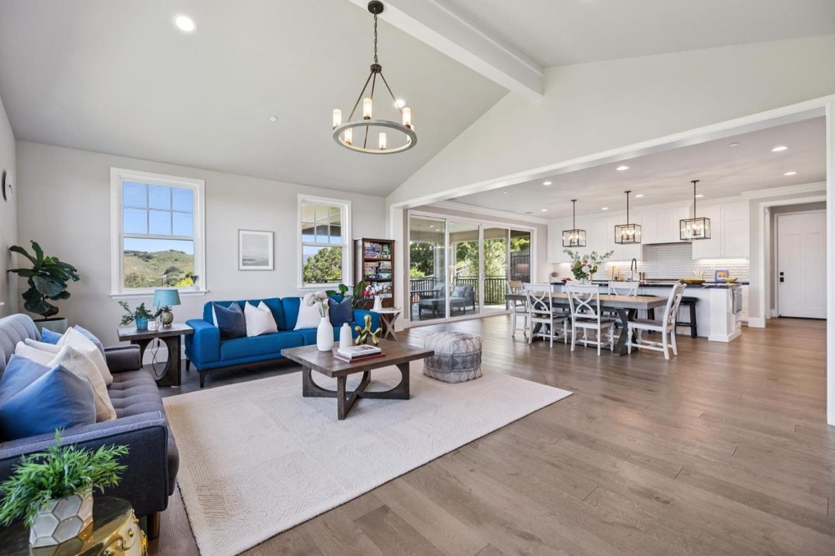 Dining room, Interior, Kitchen, Living room, Pendant Lights, Recessed Lighting, Wood Texture Flooring