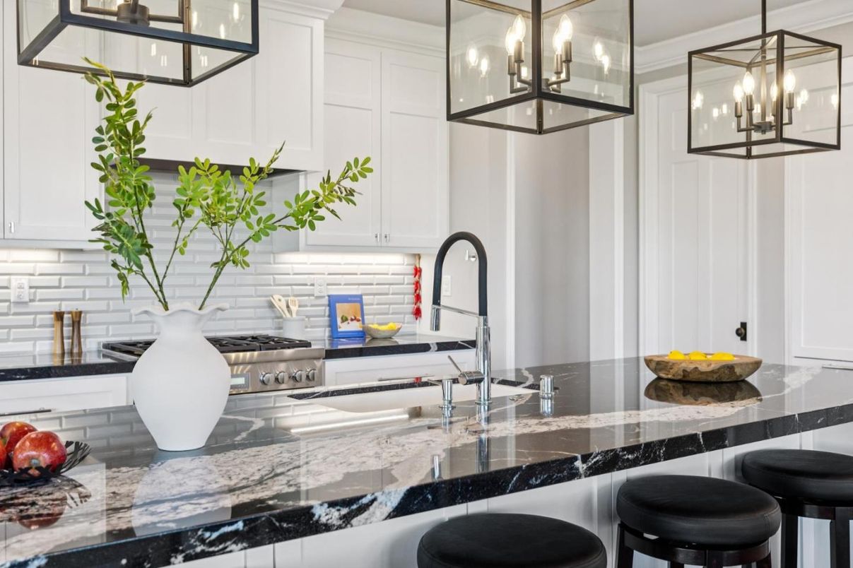 Interior, Kitchen, Pendant Lights, Stainless Steel Appliances