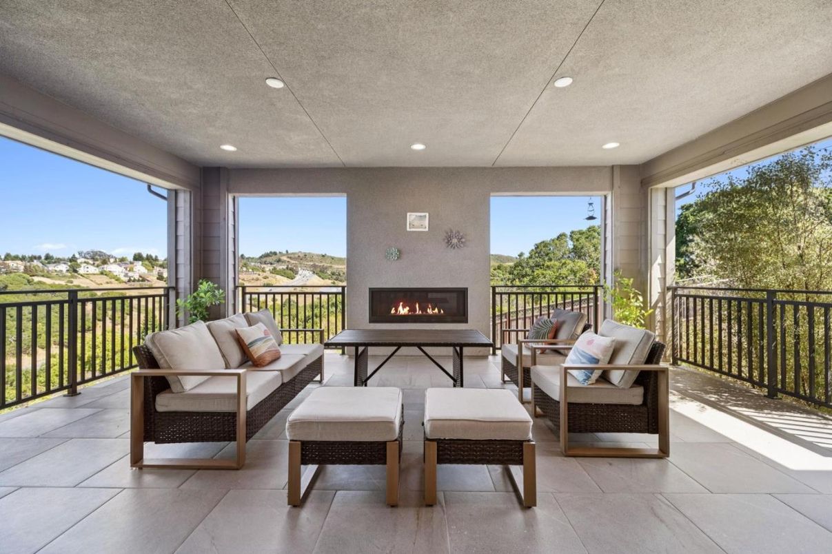 Fireplace, Interior, Living room, Recessed Lighting