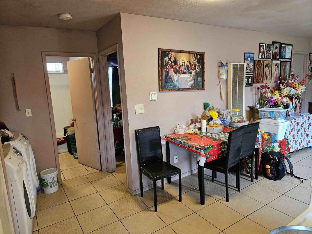 Dining room, Interior