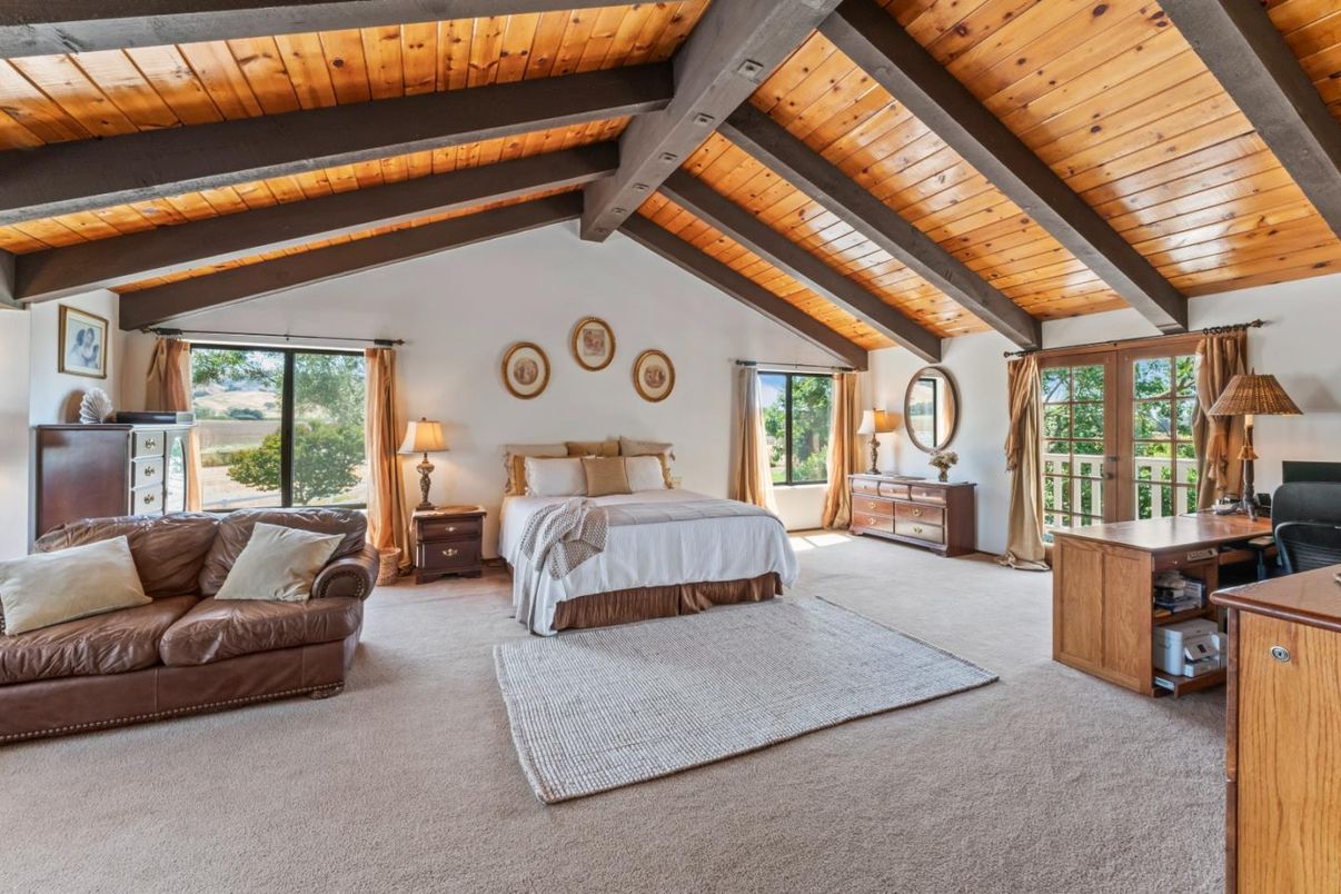 Bedroom, Interior, Wooden Beams, Wooden Ceilings