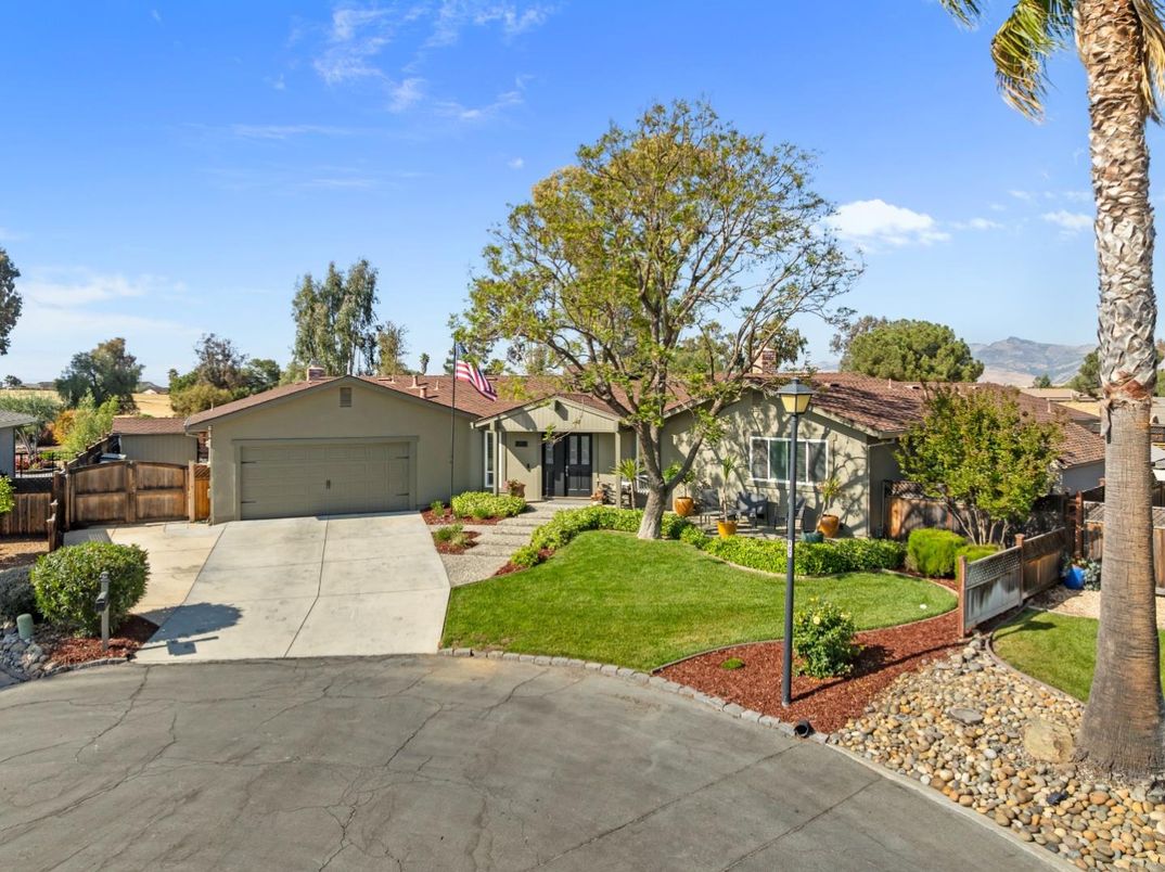 Attached, Backyard, Detached Garage, Exterior, Facade, Ranch