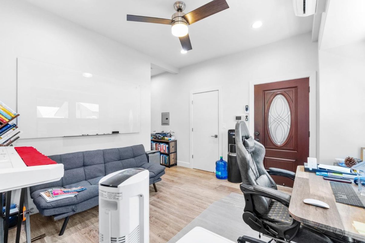 Home Office, Interior, Recessed Lighting, Wood Texture Flooring