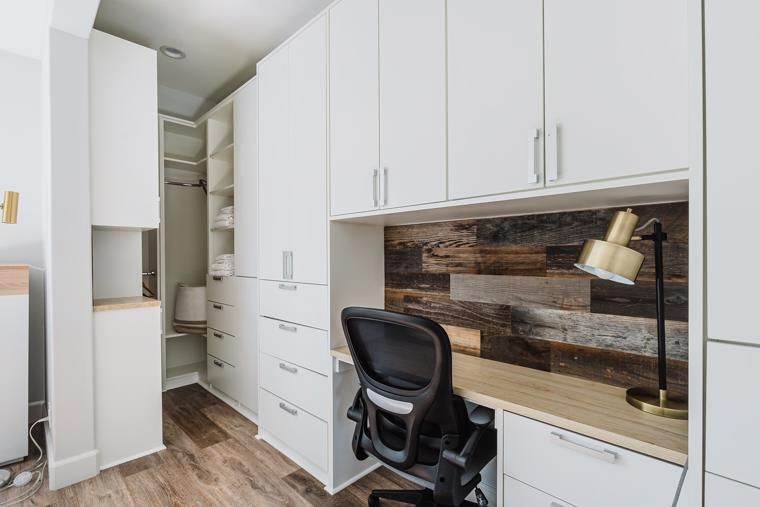 Home Office, Interior, Recessed Lighting, Wood Texture Flooring