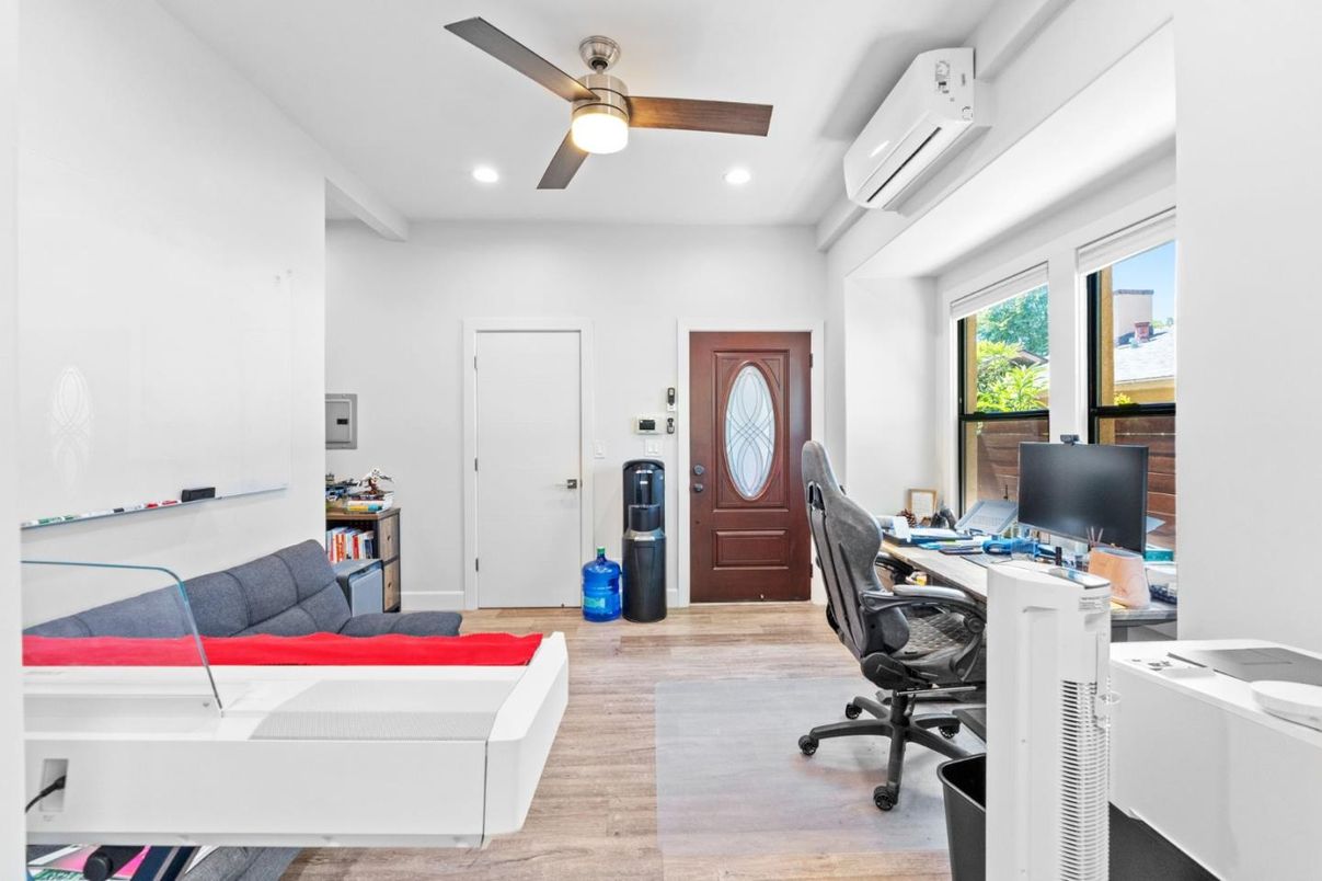 Home Office, Interior, Recessed Lighting, Wood Texture Flooring