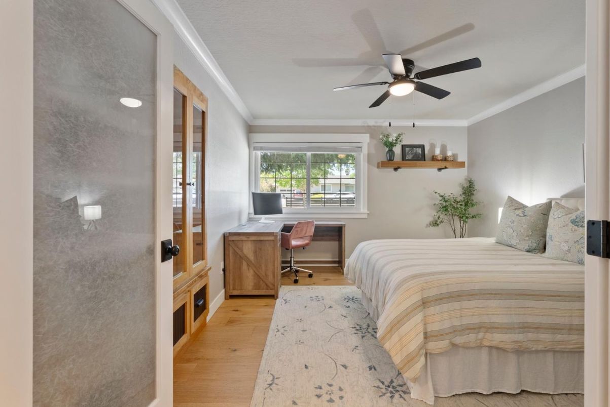 Bedroom, Home Office, Interior, Wood Texture Flooring