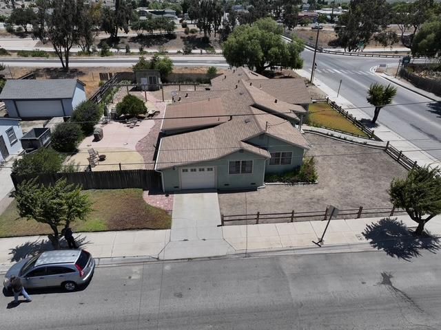 Exterior, Drone